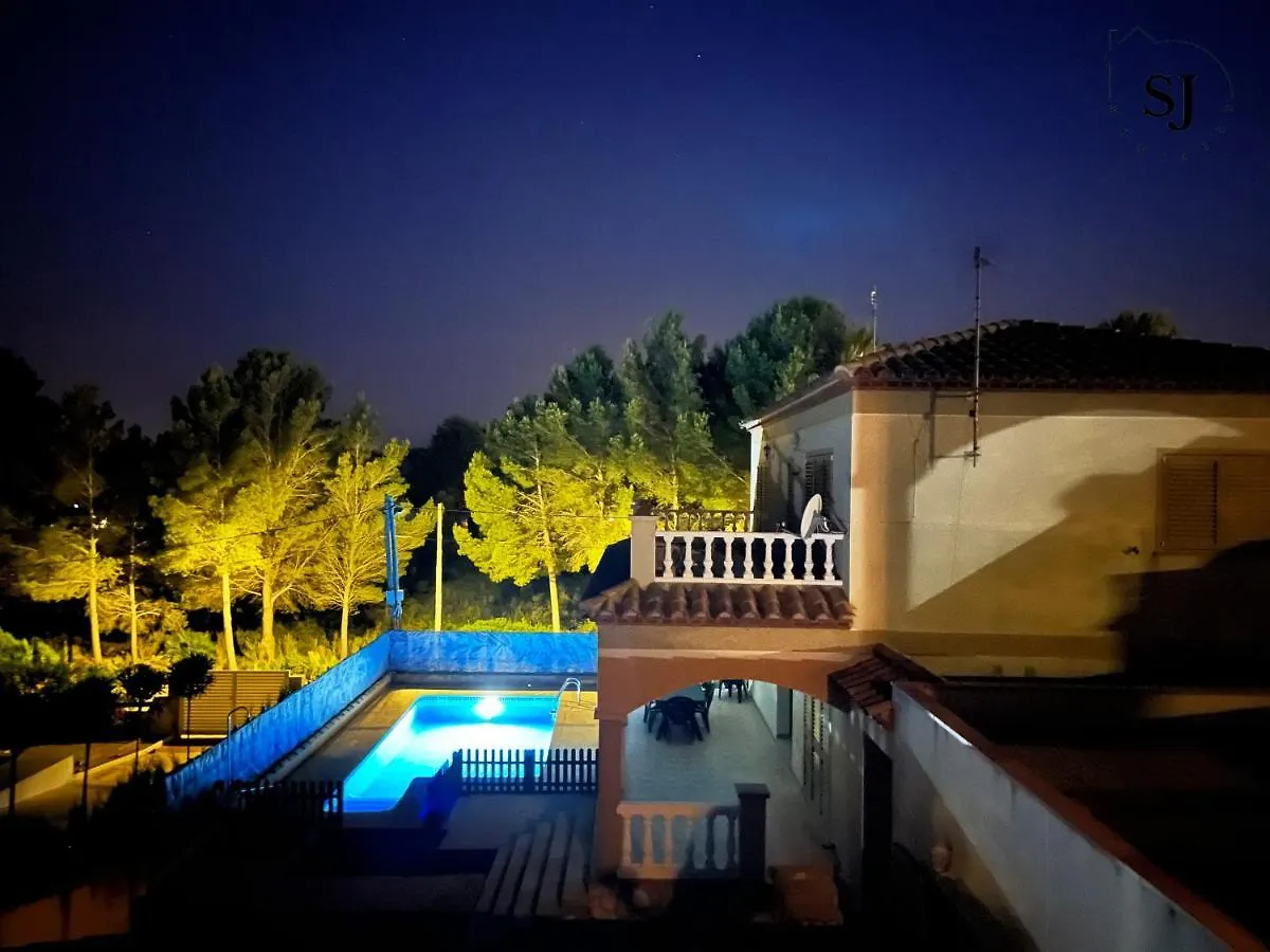 Chalet Con Piscina Les Tres Cales 0*,  إسبانيا