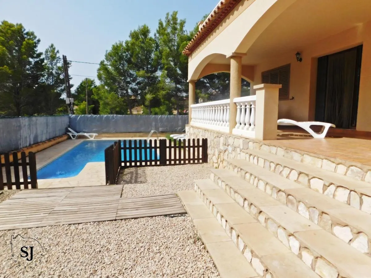 Chalet Con Piscina Les Tres Cales Holiday home
